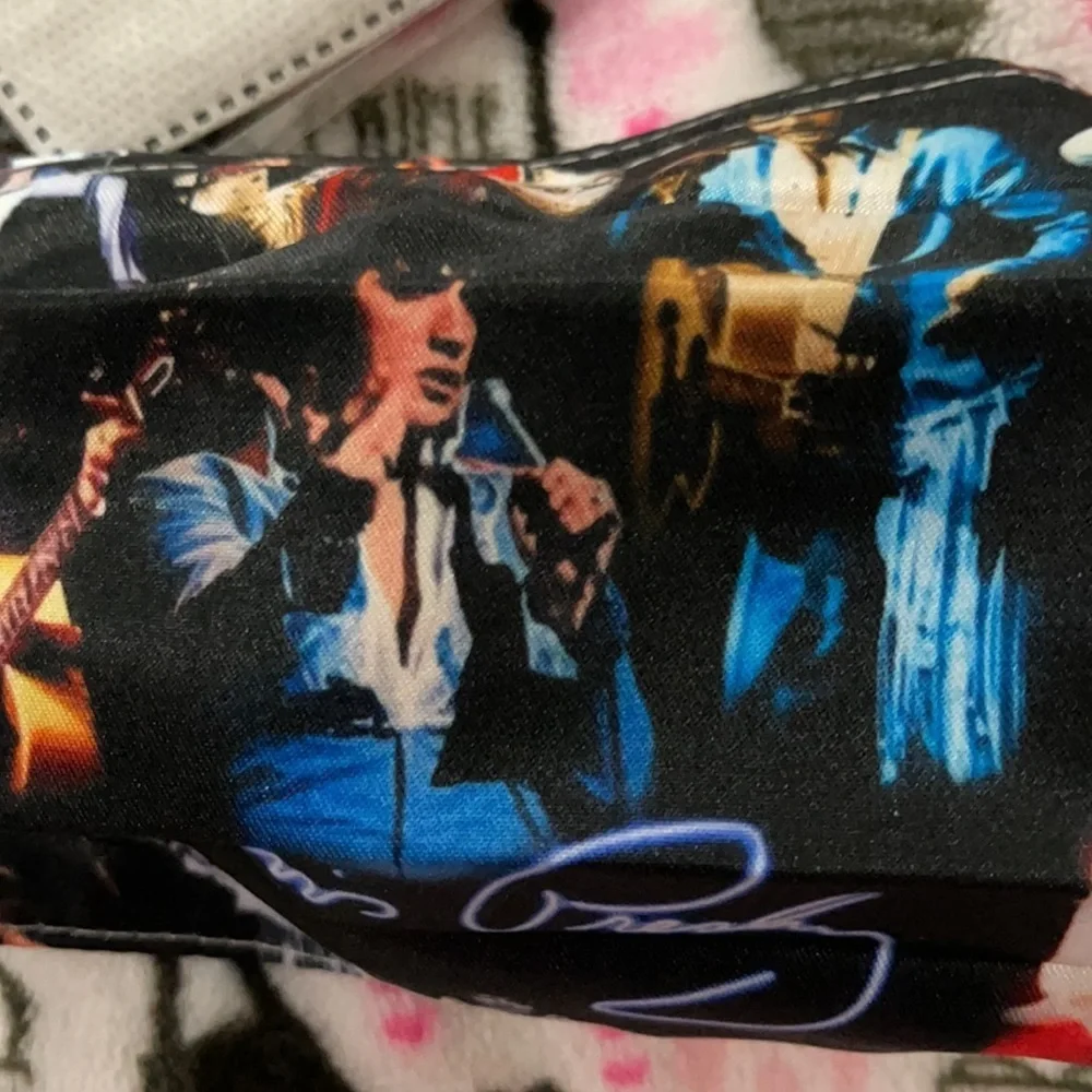 N/A new elvis